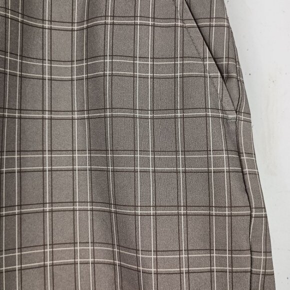 Pebble Beach Performance Mens Plaid Golf Shorts Size 36 Beige Casual Walking - Picture 5 of 8
